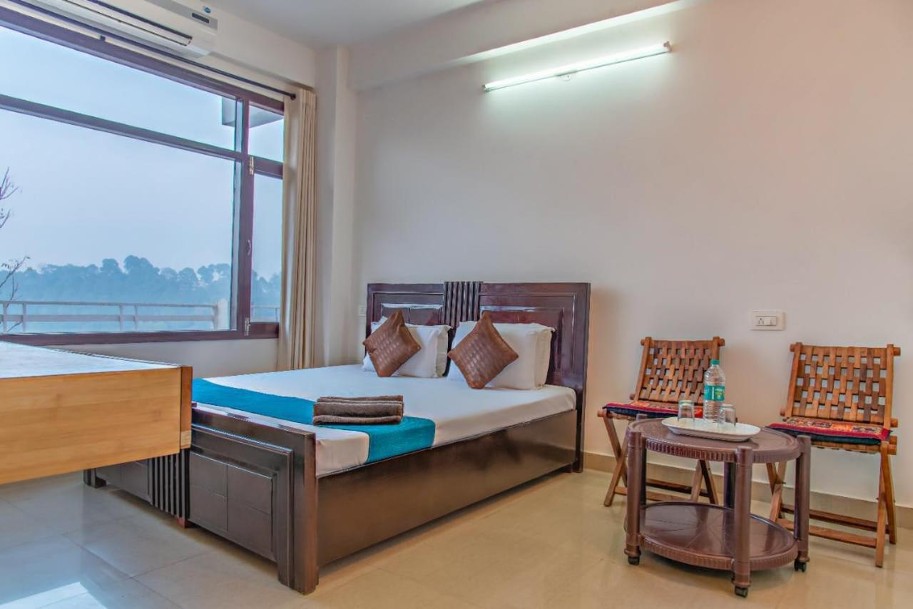 The Western Heights I Serviced Apartments I Pvt Balcony I Lift I Peacefull Area I Family Accomodation I Kasauli I By Exotic Stays Экстерьер фото