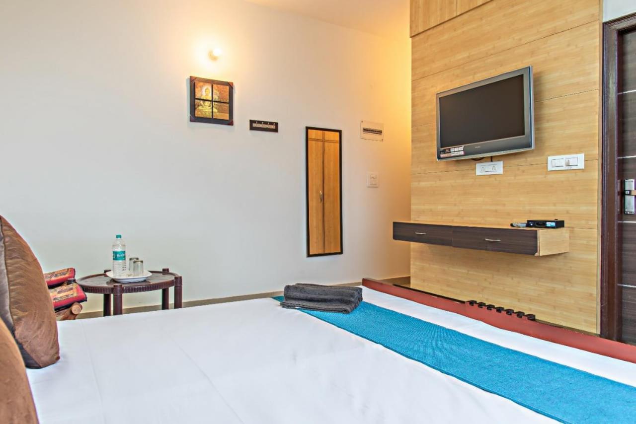 The Western Heights I Serviced Apartments I Pvt Balcony I Lift I Peacefull Area I Family Accomodation I Kasauli I By Exotic Stays Экстерьер фото